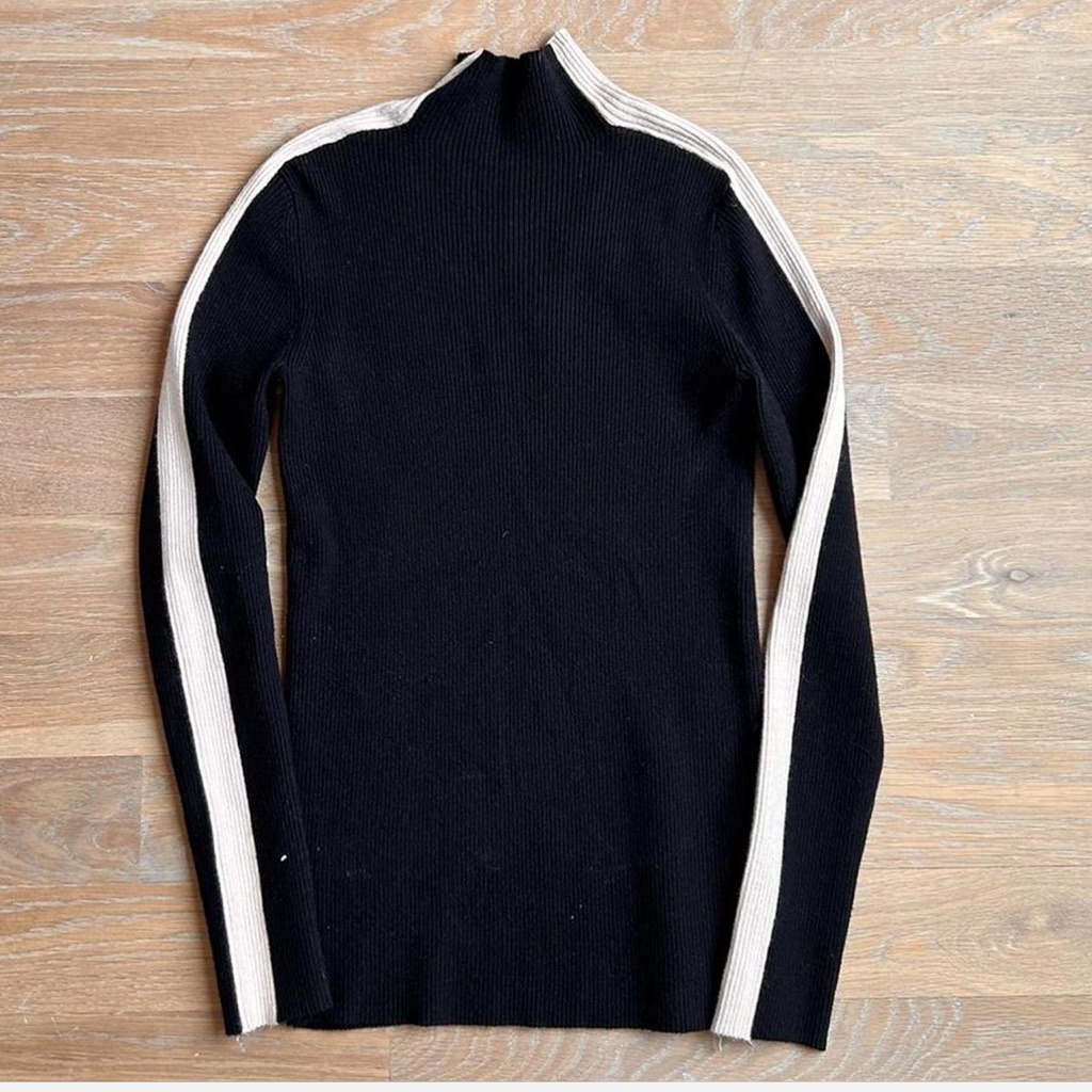 Kerisma Black And Cream Sweater